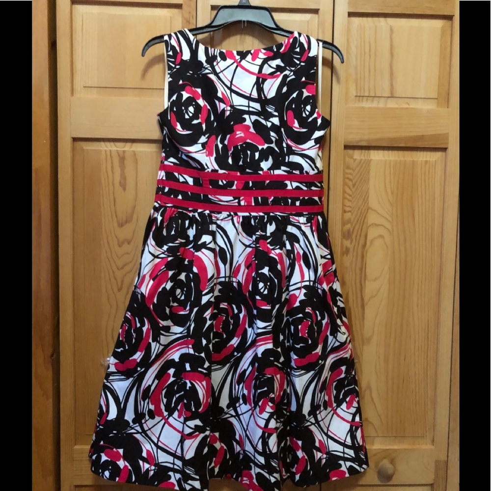 Ladies geometric dress